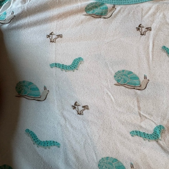 Kyte Baby Snail Mushroom Print Pajamas Set, White Light Blue. Sz 3T - Picture 2 of 3